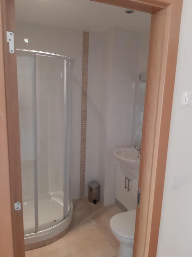 Lila Lake Isle Luxury Aparthotel スライゴ エクステリア 写真